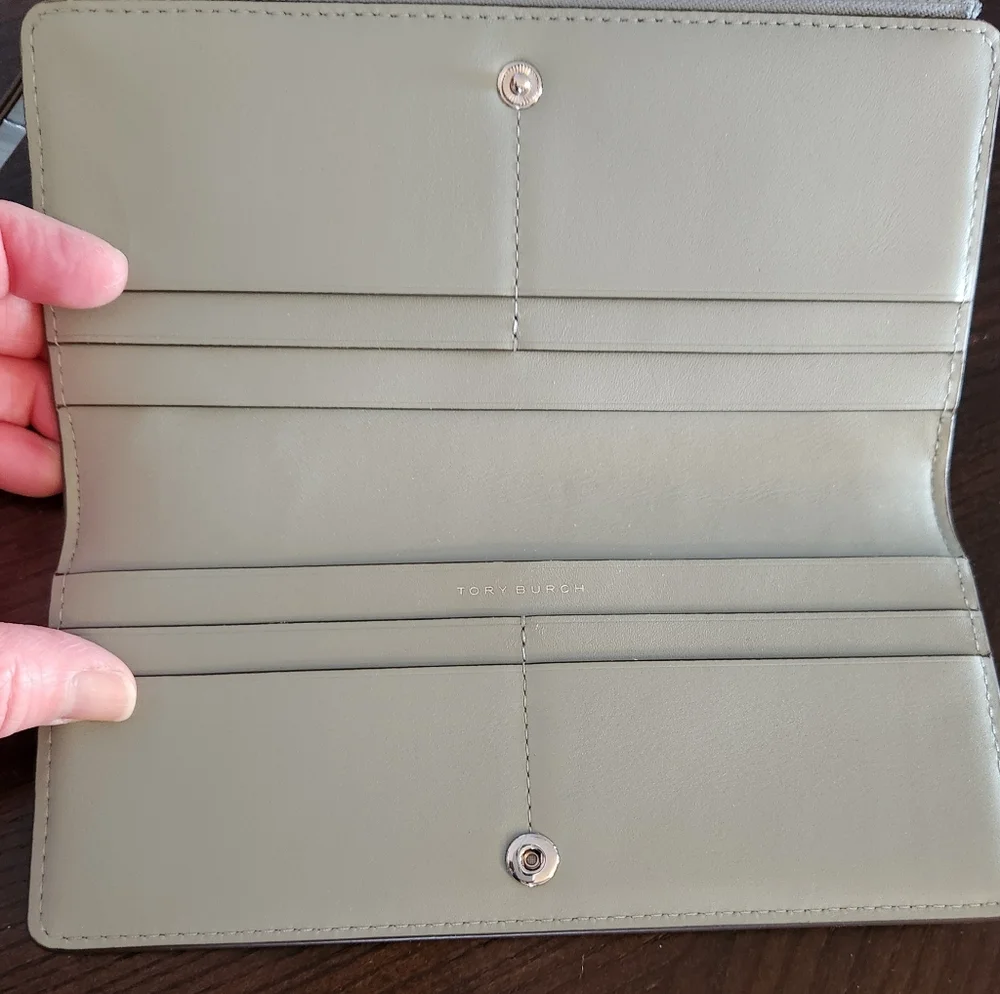 Tory Burch Crocodile Embossed Wallet - Picture 2 of 4